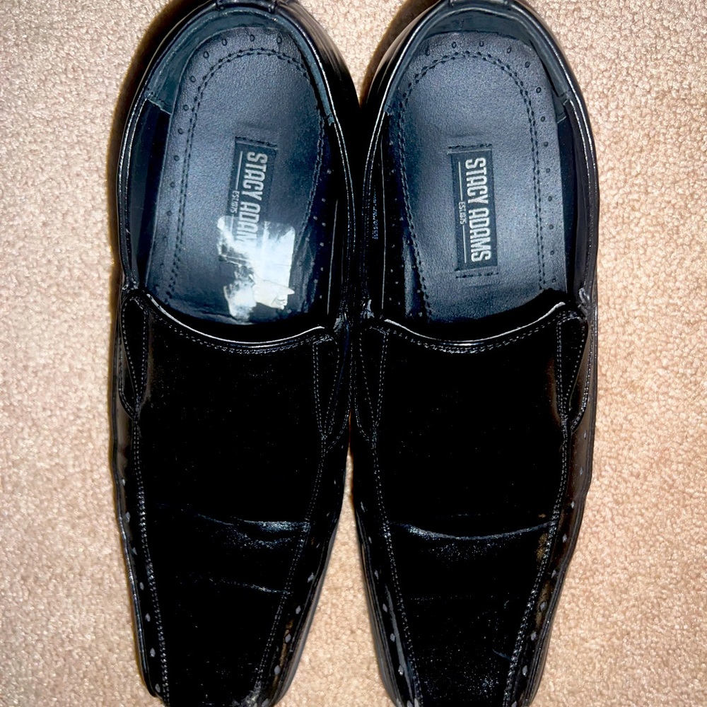 Mend dress shoes